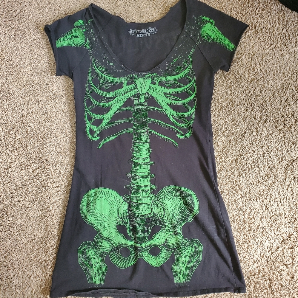 Green skeleton t-shirt dress